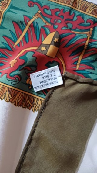 Pañuelo Hermès Seda Vintage Multicolor