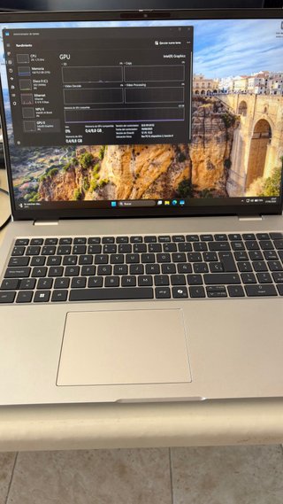 Dell Pro 16 PC16250
