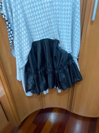 Vestido Negro y Blanco Talla M