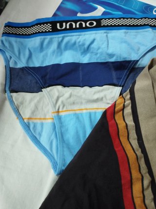 4 calzoncillos slips  Unno Talla G