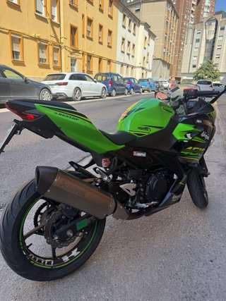 Kawasaki Ninja 400