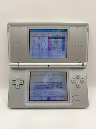 Nintendo DS Lite Plateada