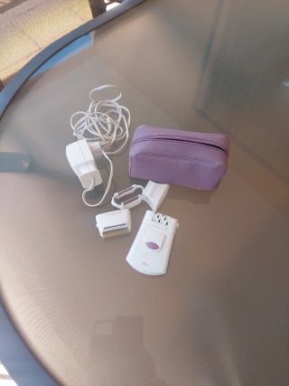 Braun Depiladora Eléctrica + Accesorios