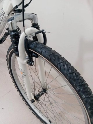 Bicicleta Decathlon Rockrider 26 con suspensión