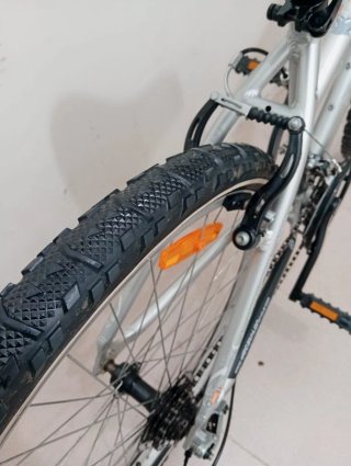 Bicicleta Decathlon Rockrider 26 con suspensión