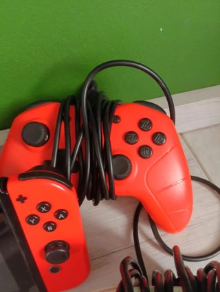 Nintendo Switch Consola + Accesorios