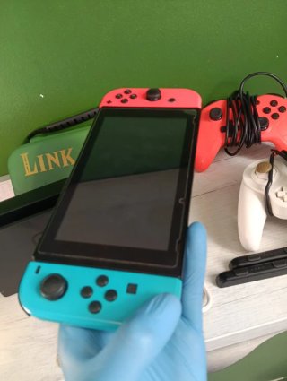 Nintendo Switch Consola + Accesorios