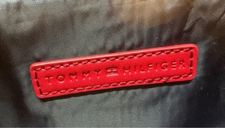 Cartera de mano Tommy Hilfiger