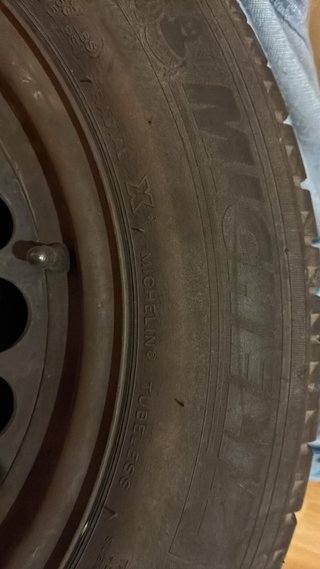 4Llantas Mercedes-Benz en muy buen estado