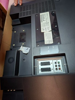 Televisión Philips Plana Negra