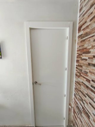 montaje tarima y puerta en Andalucía