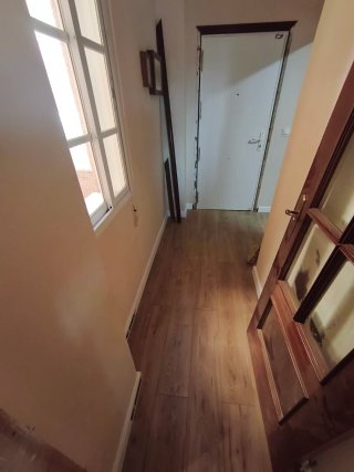 montaje tarima y puerta en Andalucía
