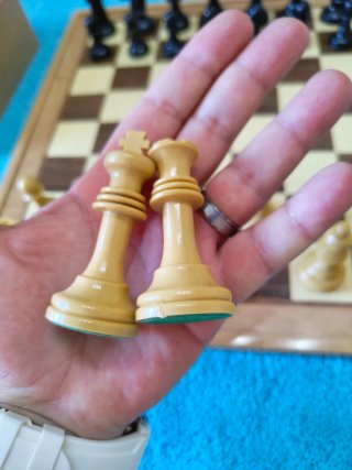 Ajedrez de plástico