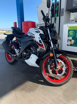 Suzuki GSX-S 125cc Naked Moto