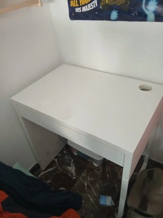 Escritorio blanco IKEA