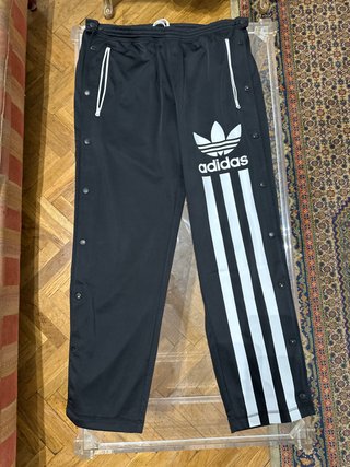 Chándal Adidas Original Negro con Rayas Blancas