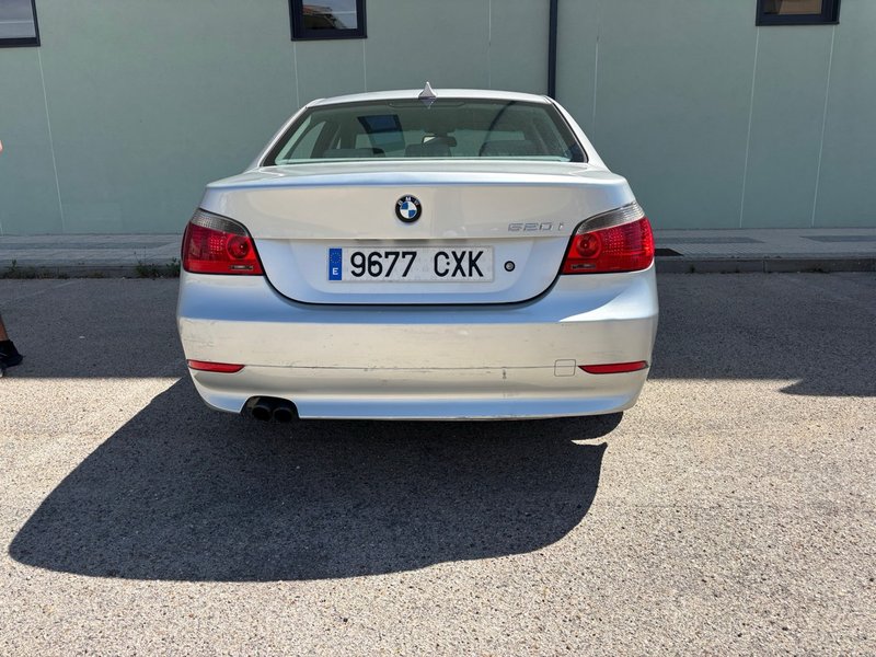 BMW Serie 5 2004 - foto 1