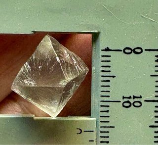 Fluorita Mineral en Octaedros a ELEGIR