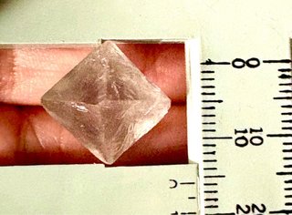 Fluorita Mineral en Octaedros a ELEGIR