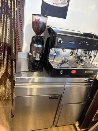 Cafetera Profesional + Mueble + Molinillo