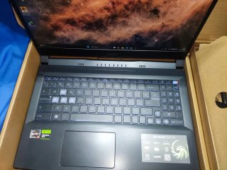 MSI Bravo 15 Ryzen 7 RTX 4060 32GB RAM 1TB