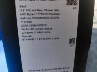 MSI Bravo 15 Ryzen 7 RTX 4060 32GB RAM 1TB