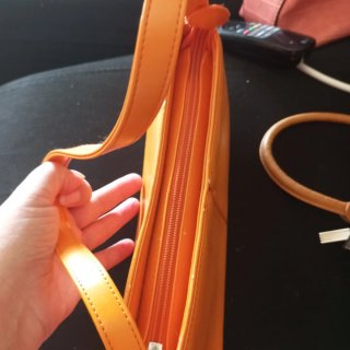 Bolso de hombro naranja