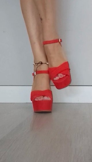 Sandalias de plataforma rojas