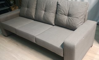 Sofa 3 plazas Color gris de Segunda Mano