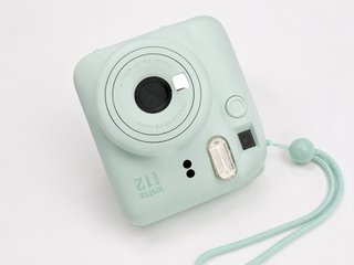 Cámara Instax Mini 12 Verde Menta Fujifilm