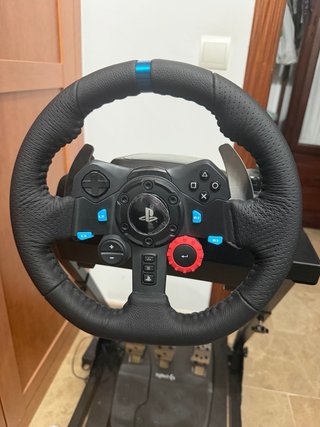 Volante Logitech G923 PS5/PS4 incluyendo soporte