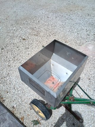 Abonadora Manual John Deere