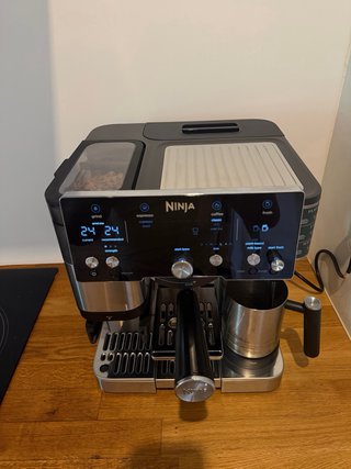Cafetera expresso Ninja Luxe Café Essential