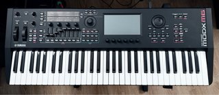 Yamaha ModX M6 Sintetizador con Caja Original