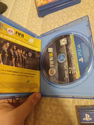 Lote 4 Juegos PS4: FIFA 16, God of War, Minecraft,