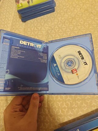 Lote 4 Juegos PS4: FIFA 16, God of War, Minecraft,