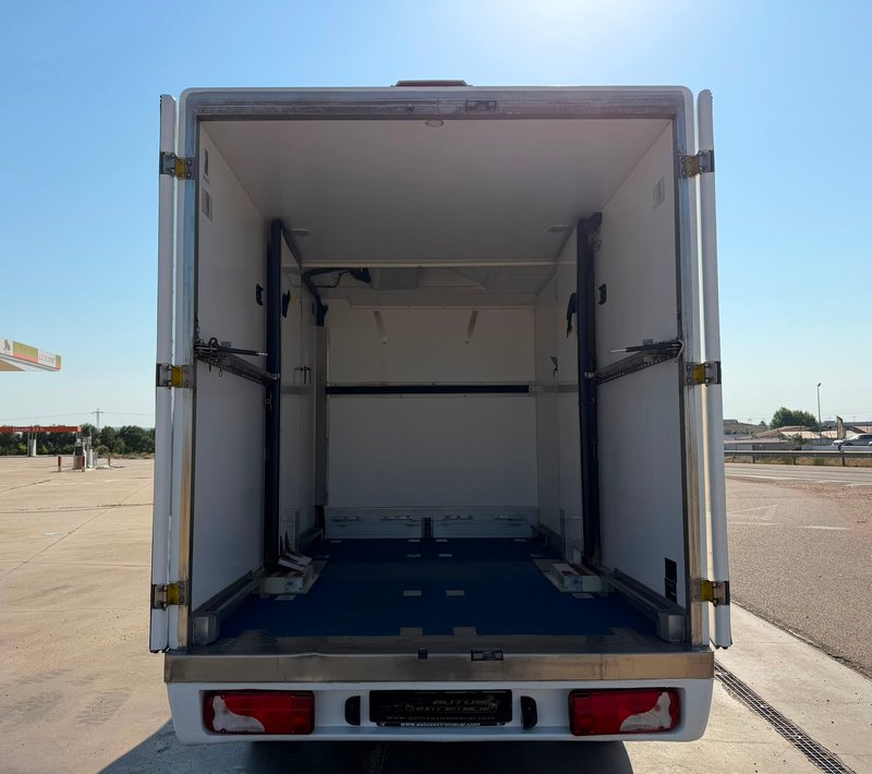 Mercedes-Benz Sprinter 2020, foto 27