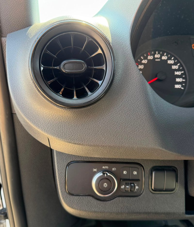 Mercedes-Benz Sprinter 2020, foto 18