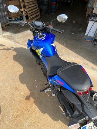 Suzuki GSX-S125 Naked Azul