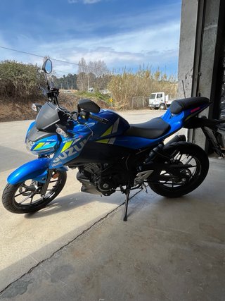 Suzuki GSX-S125 Naked Azul