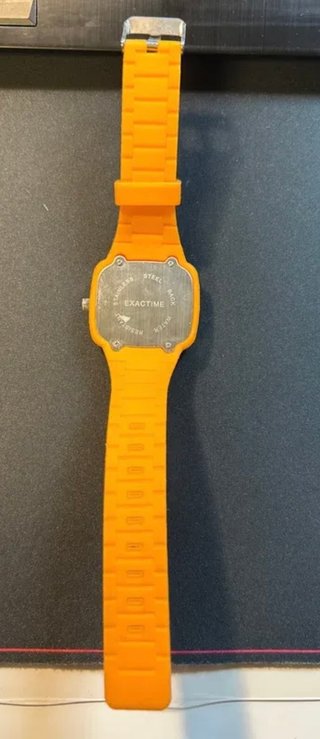 Reloj naranja retro Y2K – estilo vintage