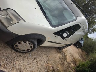 Ford Transit Connect 2005