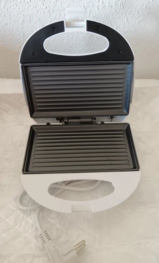 Sandwichera Tristar SA-3050 Antiadherente