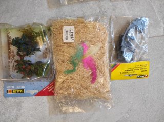 Materiale vario per plastici