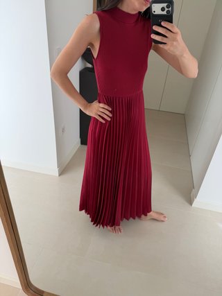 Vestido Zara plisado rojo