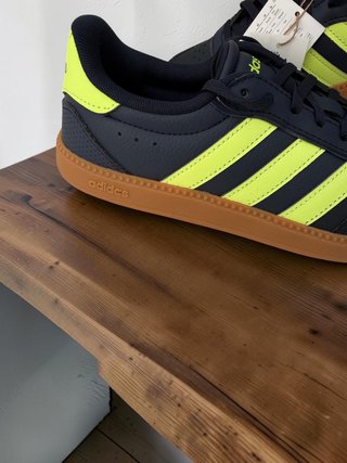 Zapatillas Adidas Azul y Amarillo