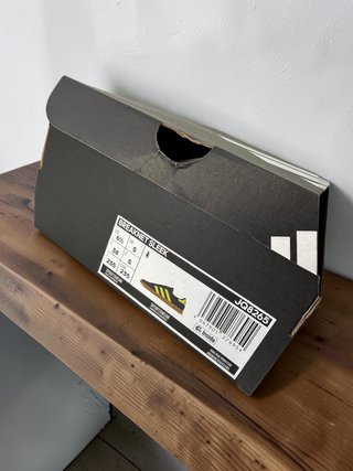 Zapatillas Adidas Azul y Amarillo