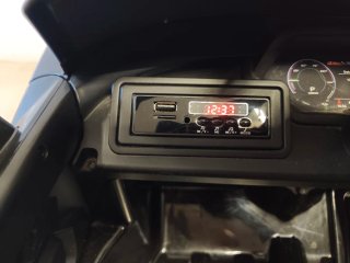 Macchina elettrica per bambini nera
