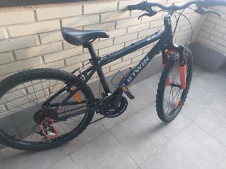 Bicicleta Rockrider 700 24"