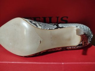 Zapatos Tejus Piel Serpiente Tacón Aguja